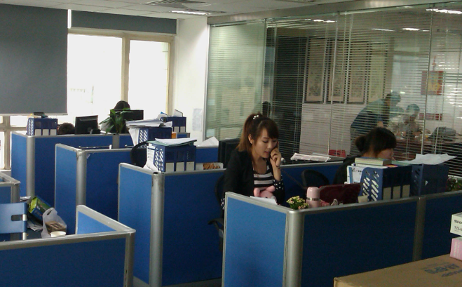 上海知瀚坊网络运维与技术支持服务对比：企业如何选择合适方案